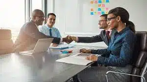GUIDE DU DEMANDEUR D’EMPLOI SUR L’UTILISATION DES CHASSEURS DE TÊTES ET DES RECRUTEURS